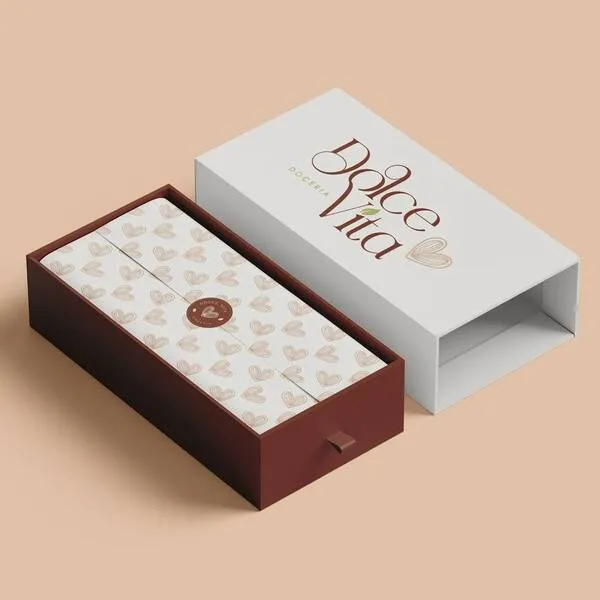 buy-custom-retail-boxes.webp