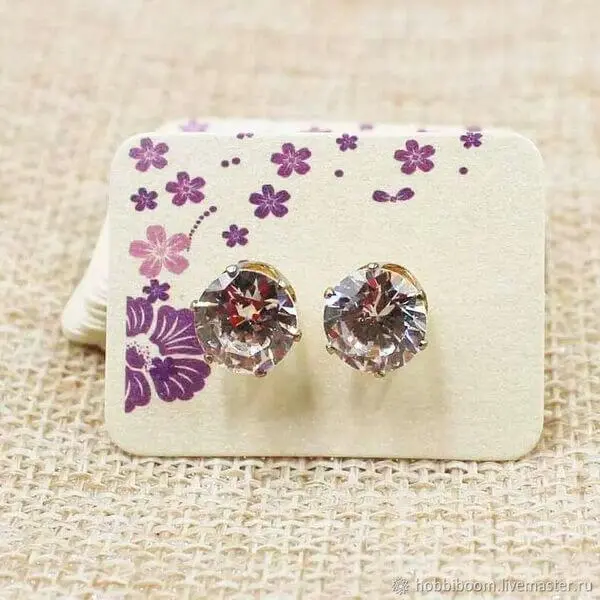 custom-earring-cards.webp