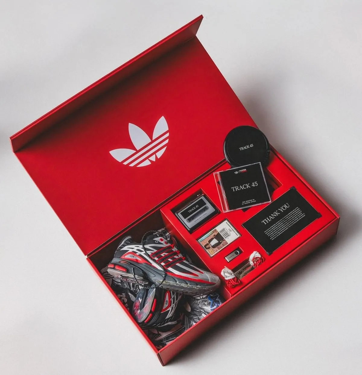 custom-event-packaging-boxes.webp