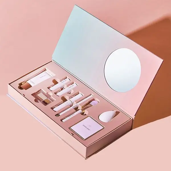 customize-makeup-box-wholesale